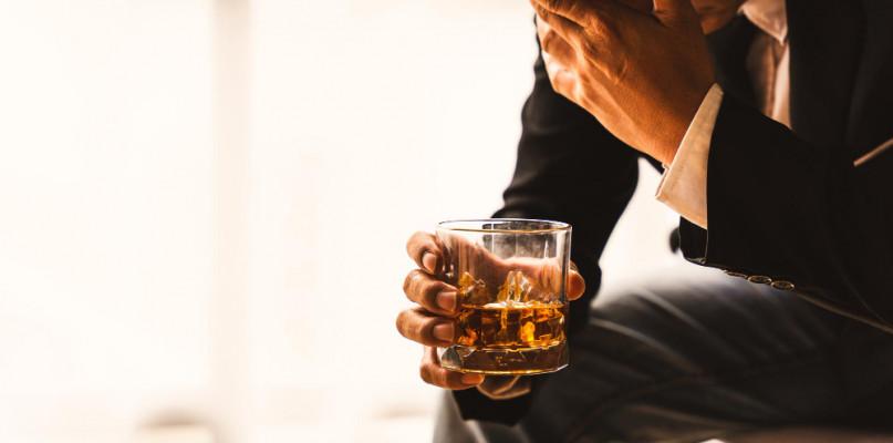 Wszywka alkoholowa Warszawa skutecznie powstrzymuje alkoholizm