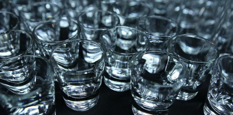 Akcyza na piwo, wino i wódkę w górę. Tyle będzie trzeba zapłacić w 2023 roku! 