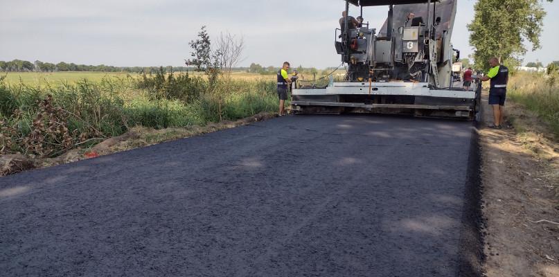 Trwa przebudowa drogi Lebiedzie - Dzięcioły Bliższe