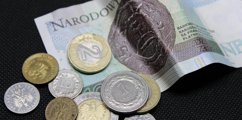 ZUS zabierze emeryturę? Zmieniają się ważne progi. O tym trzeba pamiętać