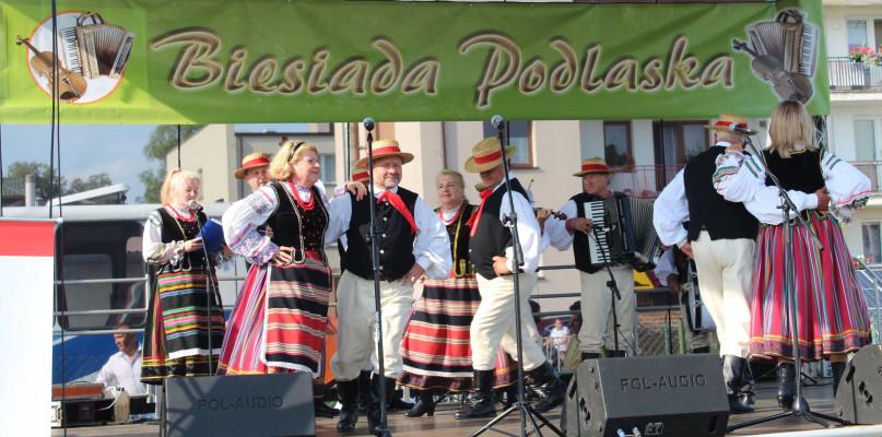 Zapraszają zespoły ludowe i kapele na Biesiadę Podlaską do Jabłonny Lackiej
