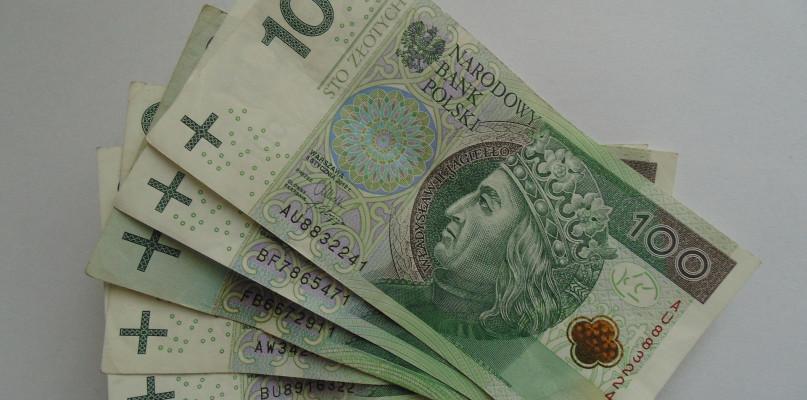 500+. Ministerstwo przypomina o tym terminie! Jeśli tego nie zrobisz to stracisz