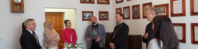 Dzień patrona i otwarcie Gabinetu Ludwika Górskiego w szkole w Ceranowie