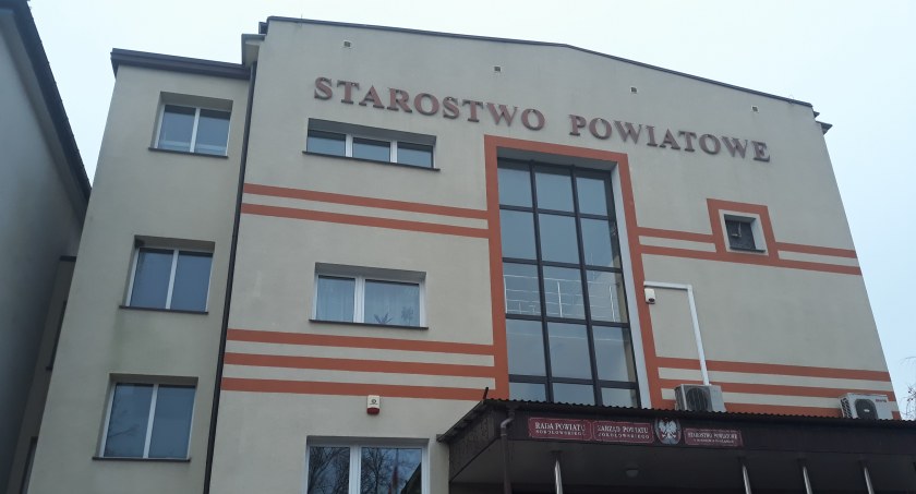 W środę będą obradować radni miejscy i powiatowi
