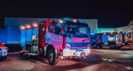 Strażacy do 3 rano walczyli z ogniem na terenie Sokołowskich Zakładów Mięsnych