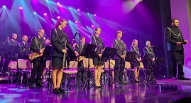 Sokołowska orkiestra strażacka w walentynkowym wydaniu...
