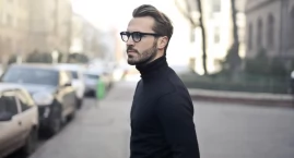 Zdjęcie przedstawia: Srebrne łańcuszki męskie – elegancja, która podkreśla męskość