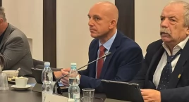 Radny Piotr Sikorski apeluje: zamontujcie taki zawór…