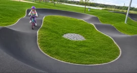 Sztuczne lodowisko, pumptrack i nowe boisko dostały dofinansowanie z województwa