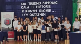 Ostatni dzwonek w sokołowskiej „Trójce”. Szkoła znika z oświatowej mapy miasta.