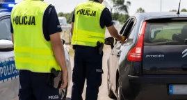 Miał 1,8 promila i kierował samochodem. Policję zawi&hellip;