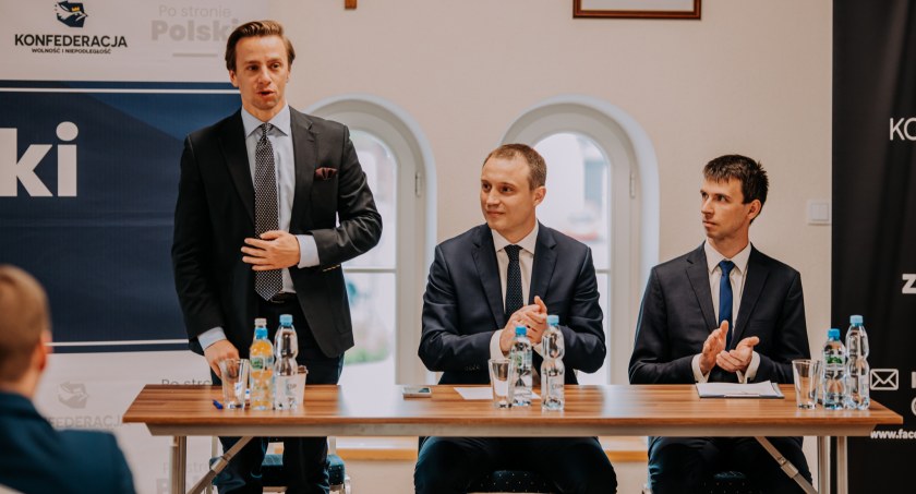 Ofensywa Konfederacji w Łochowie