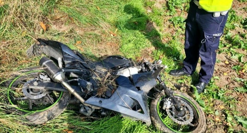 Pijany motocyklista uderzył w BMW
