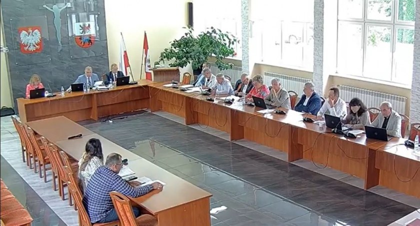 Pięć gmin chce remontować drogi należące do powiatu węgrowskiego