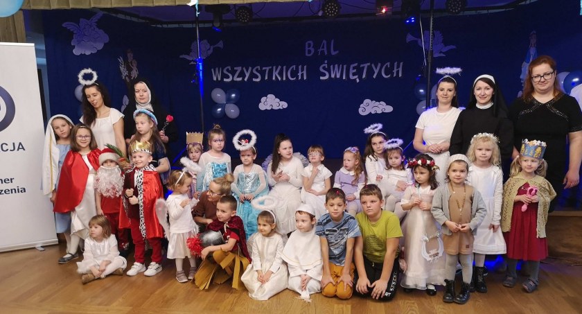 Wszyscy Święci balują... w węgrowskim klasztorze