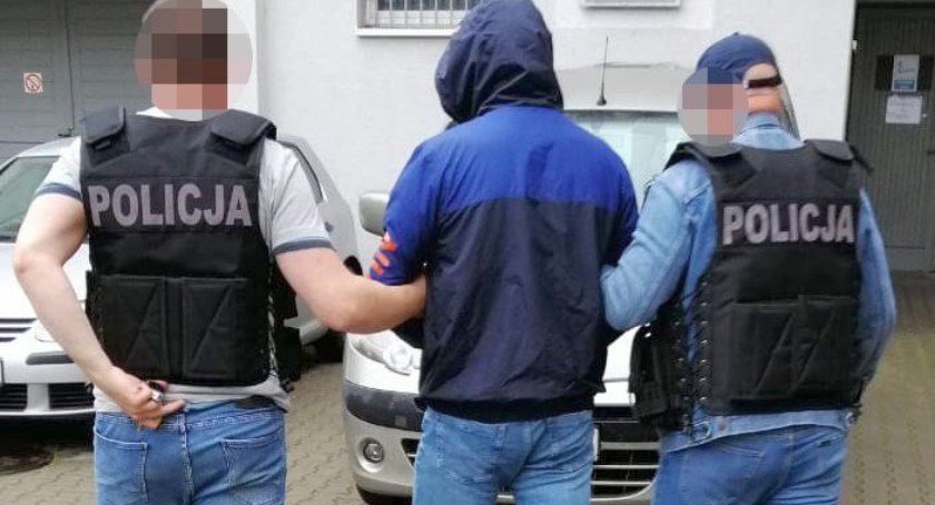 Poszukiwany mężczyzna zatrzymany przez węgrowskich policjantów