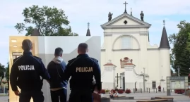Policjanci zatrzymali włamywacza na gorącym uczynku - w kościele!
