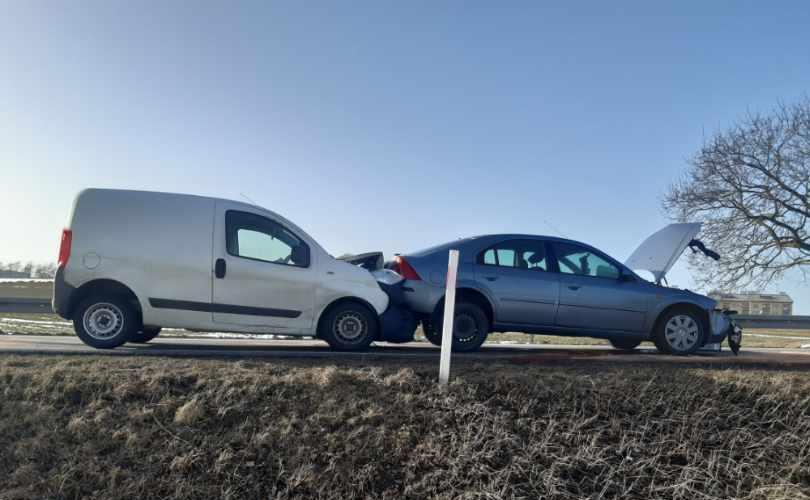 Zderzenie czterech pojazdów na trasie Kętrzyn - Mrągowo