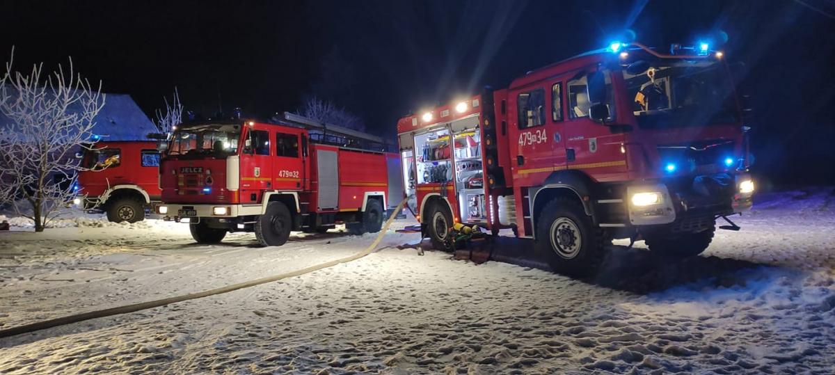 Nocna akcja strażaków z Reszla. Dostali informację o pożarze w Kępie Tolnickiej
