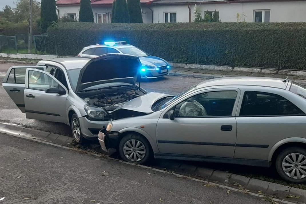 Bezmyślność młodego kierowcy mierzona w promilach. Czołowe zderzenie w Glitajnach