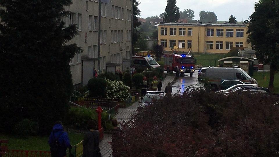 Ponad 30 osób ewakuowano, bo w budynku ulatniał się gaz!
