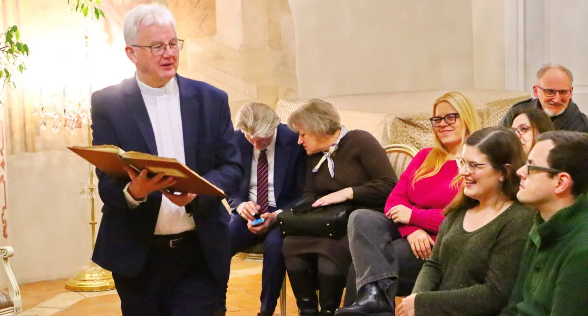 Lidzbark Warmiński: autografy Ignacego Krasickiego wróciły do miejsca, gdzie powstawały. Wieczór, który pachniał XVIII wiekiem