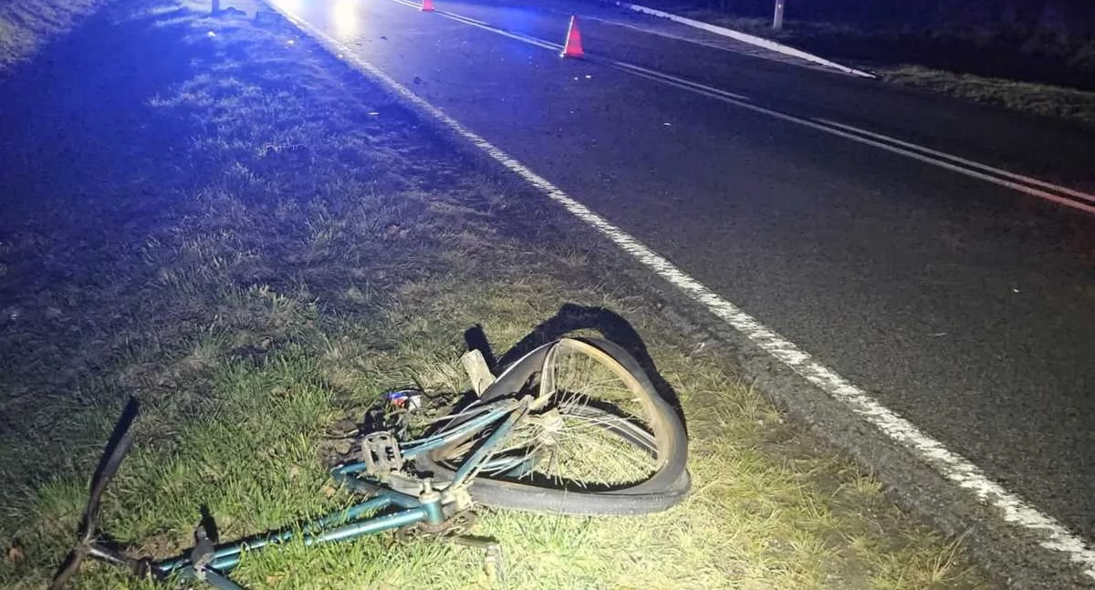 Tragiczny wypadek drogowy pod Galinami: Rowerzysta zginął po potrąceniu przez kierowcę forda. Poszukiwani świadkowie