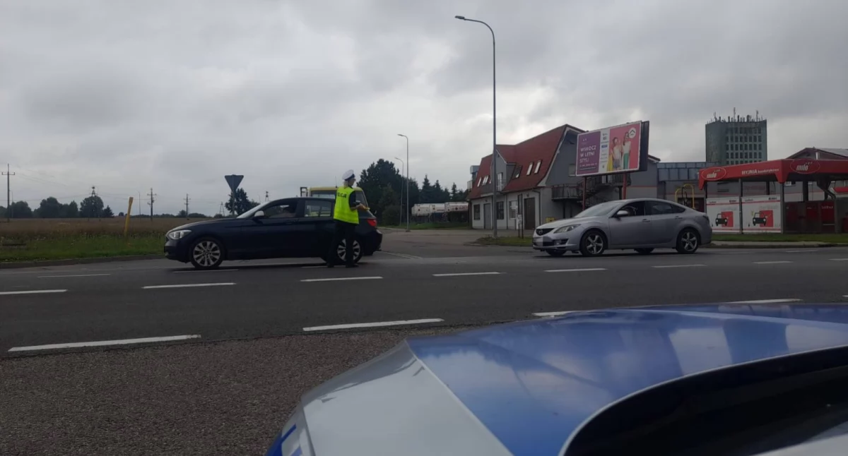 Poranna fala kontroli! Dwóch kierowców z promilami zatrzymanych w Bartoszycach