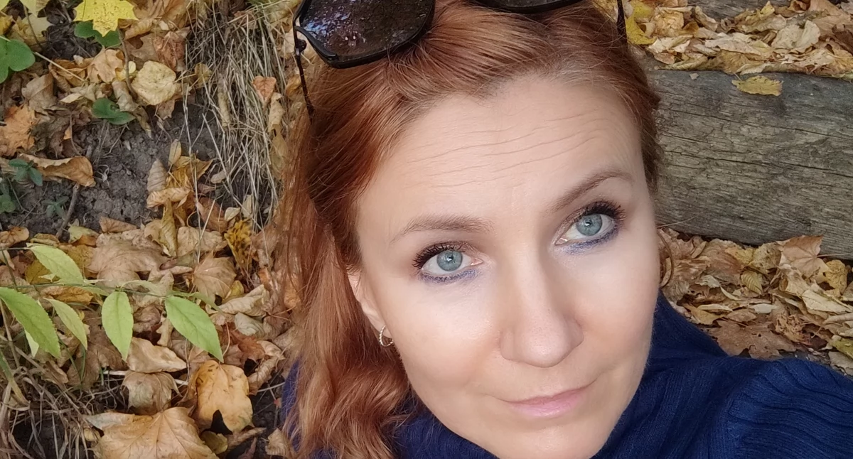 „Las mówi, życie gubi” – poezja Anety Przybyłek jako zapis wewnętrznych ścieżek
