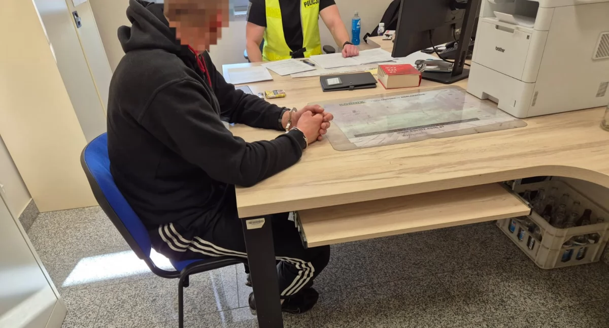 Ukradł rower spod sklepu, a wcześniej „pożyczył” alkohol. Mieszkaniec Bartoszyc znów w rękach policji