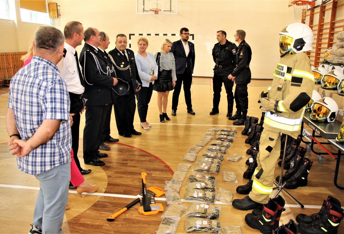 Druhowie z sępopolskich OSP otrzymali sprzęt za 120 tysięcy złotych