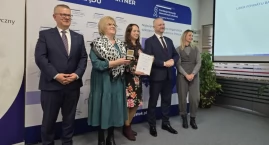 Zdjęcie przedstawia: Nasza rozmowa. Edyta Jarmoluk, skarbnik Miasta Górowo Iławeckie. Miasto z bezpieczną nadwyżką budżetową