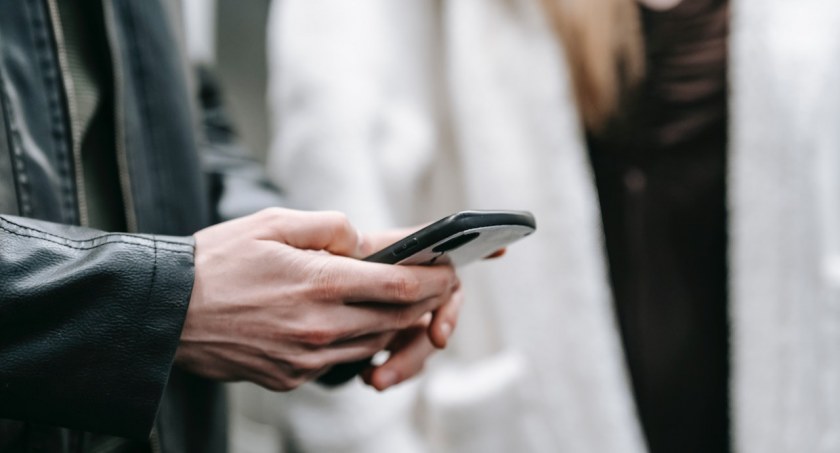 Oszustwo na wiadomość MMS. Dotyczą usługi serwisu tylko dla dorosłych