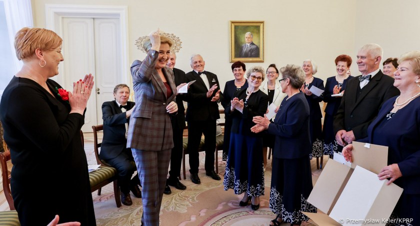 Pierwsza Dama do wyszkowskich seniorów: Wspaniale łączą Państwo działania 