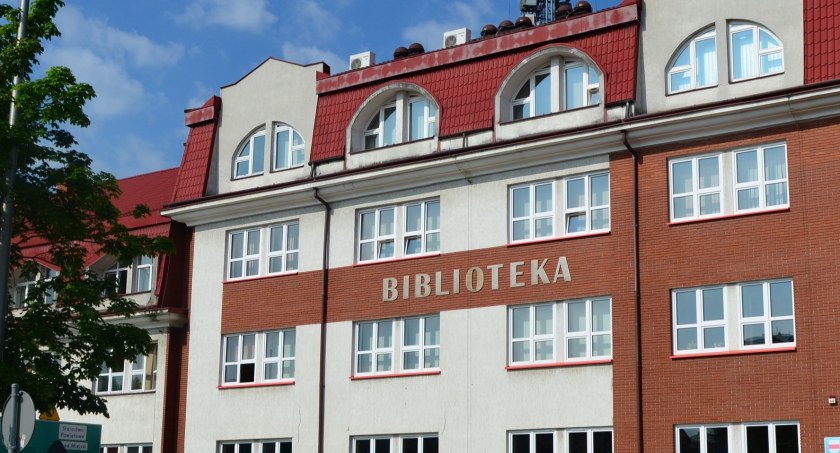 Spis kontrolny księgozbioru. W tych dniach biblioteka będzie nieczynna