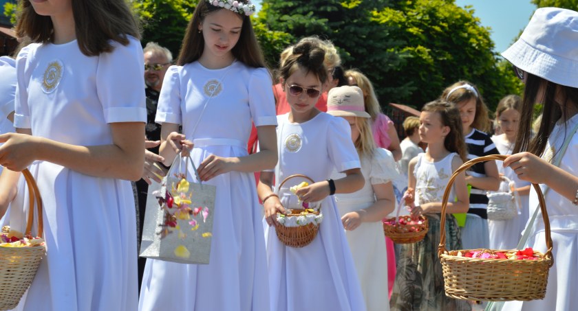 Boże Ciało. Święto Eucharystii, tradycji i spotkań