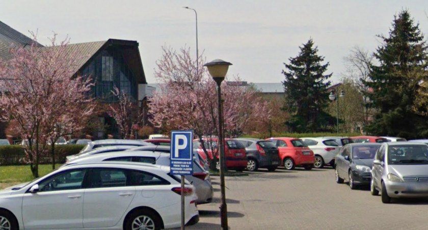 Petycja o dostęp do parkingu. Teraz również w mieście