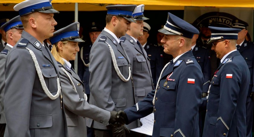 Uroczyste obchody Święta Policji. Awanse i nagrody dla funkcjonariuszy 