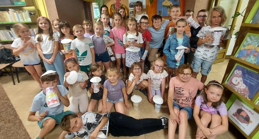 Przystanek Afryka. Letnie spotkania i kreatywne zabawy 
