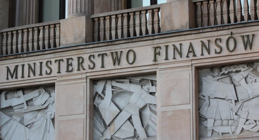Podatnicy są winni fiskusowi ponad 121 mld zł. Zaległości podatkowe dot. przede wszystkim VAT-u