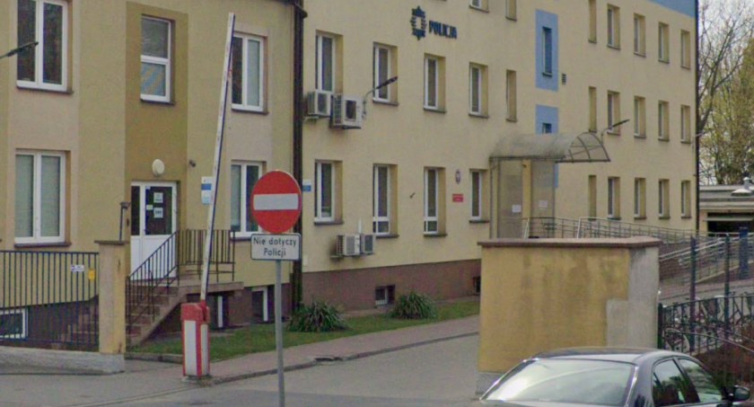 Pijany przyszedł na policję. Zapytał, czy jest poszukiwany 