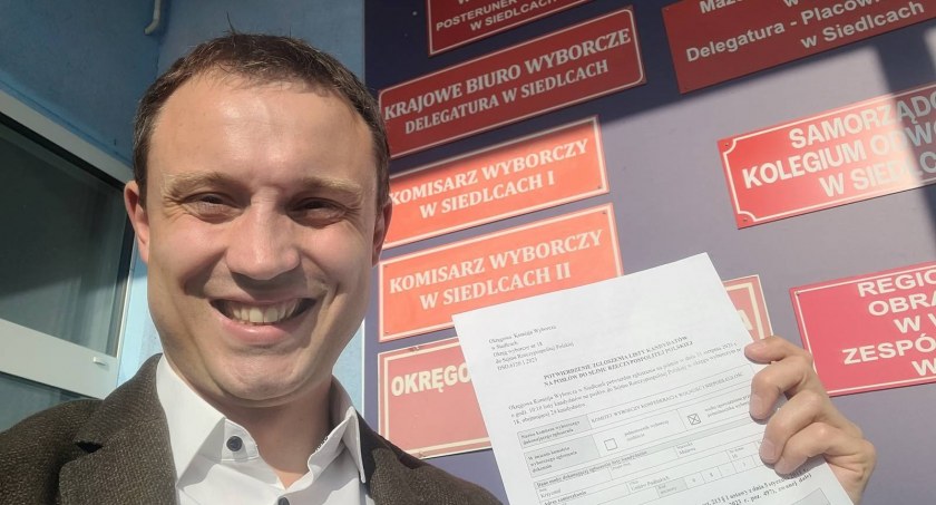 Konfederacja rejestruje listy