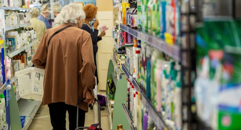 Seniorzy zmienią handel. Sklepy już teraz powinny rozpocząć proces transformacji