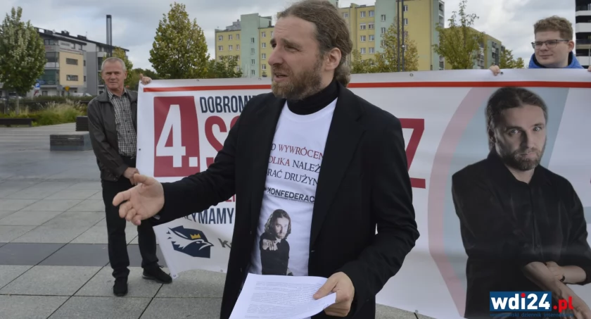 Konfederacja próbuje przekonać do siebie wyborców. Sośnierz wprost komentuje wypowiedzi Korwina