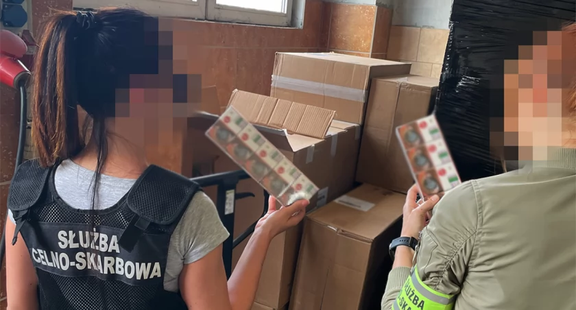 Funkcjonariusze CBŚP i KAS przejęli towar z przemytu. Jego wartość to ponad 5 mln zł