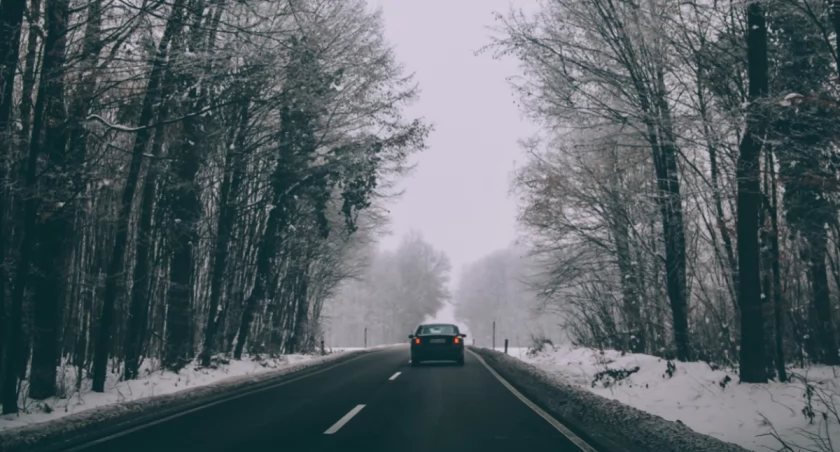 Zatrzymali auto do kontroli. Od 42-latka od razu wyczuli alkohol