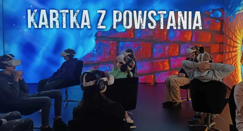Innowacyjna Historia w CEZiU. Uczniowie przenieśli się w sam środek akcji