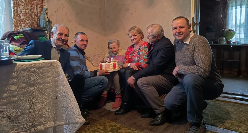 Pani Henryka skończyła dziś 100 lat! 