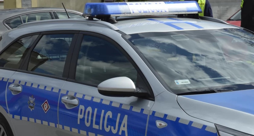 Pijany wsiadł za kierownicę. Doszło do zderzenia
