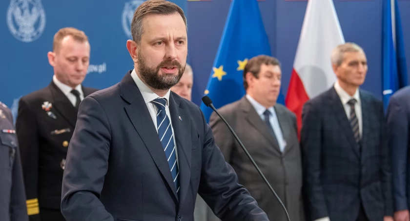 Minister: Wojsko rusza z pomocą dla mieszkańców Wyszkowa